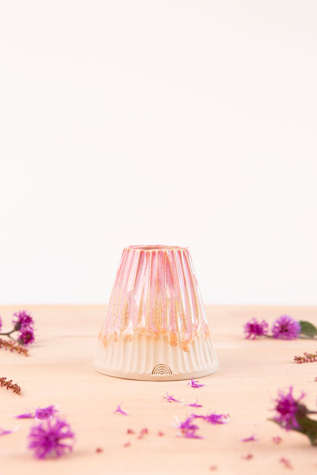 Bud Vase - textured (0420)