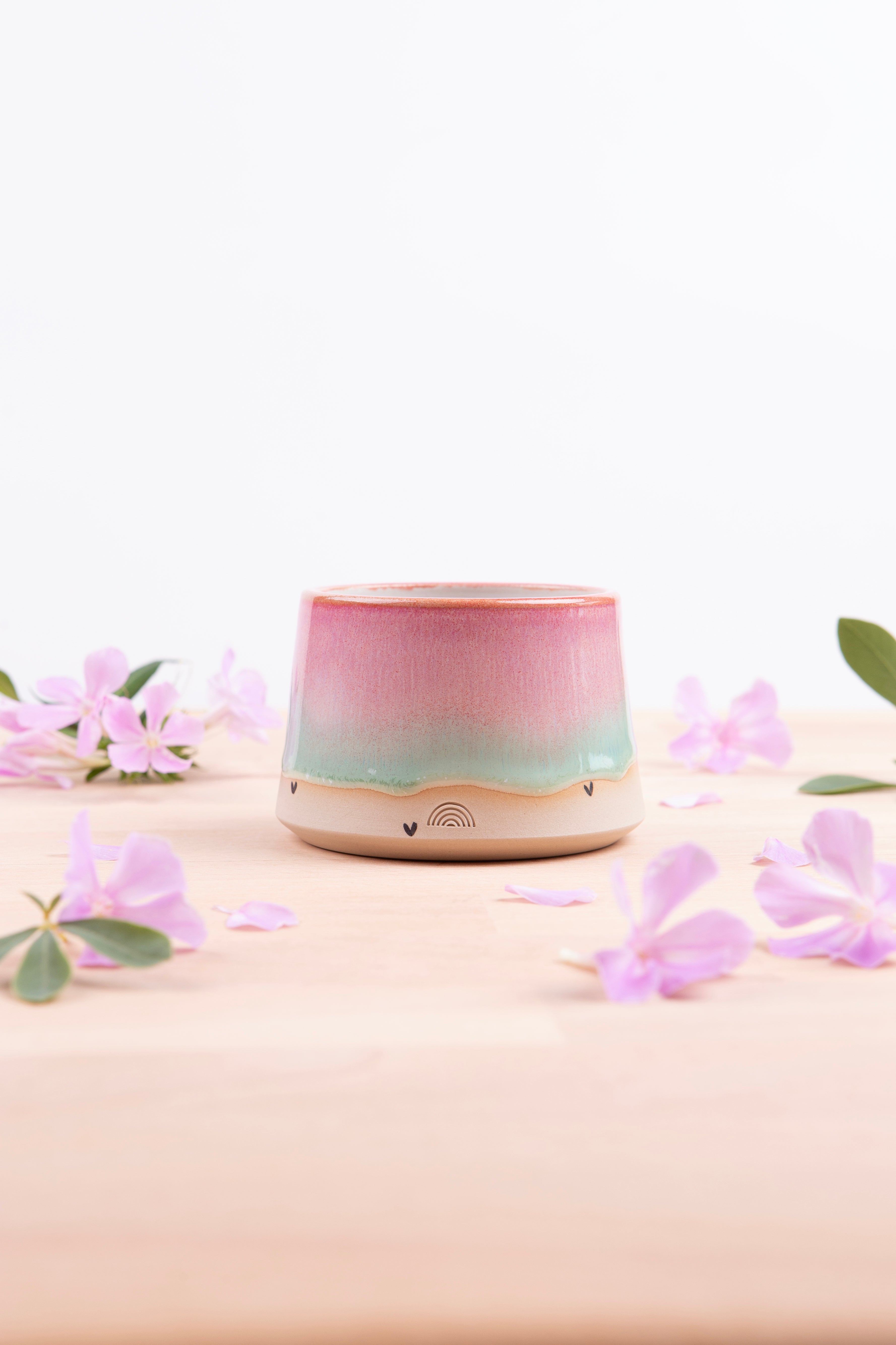 Cup (0899)