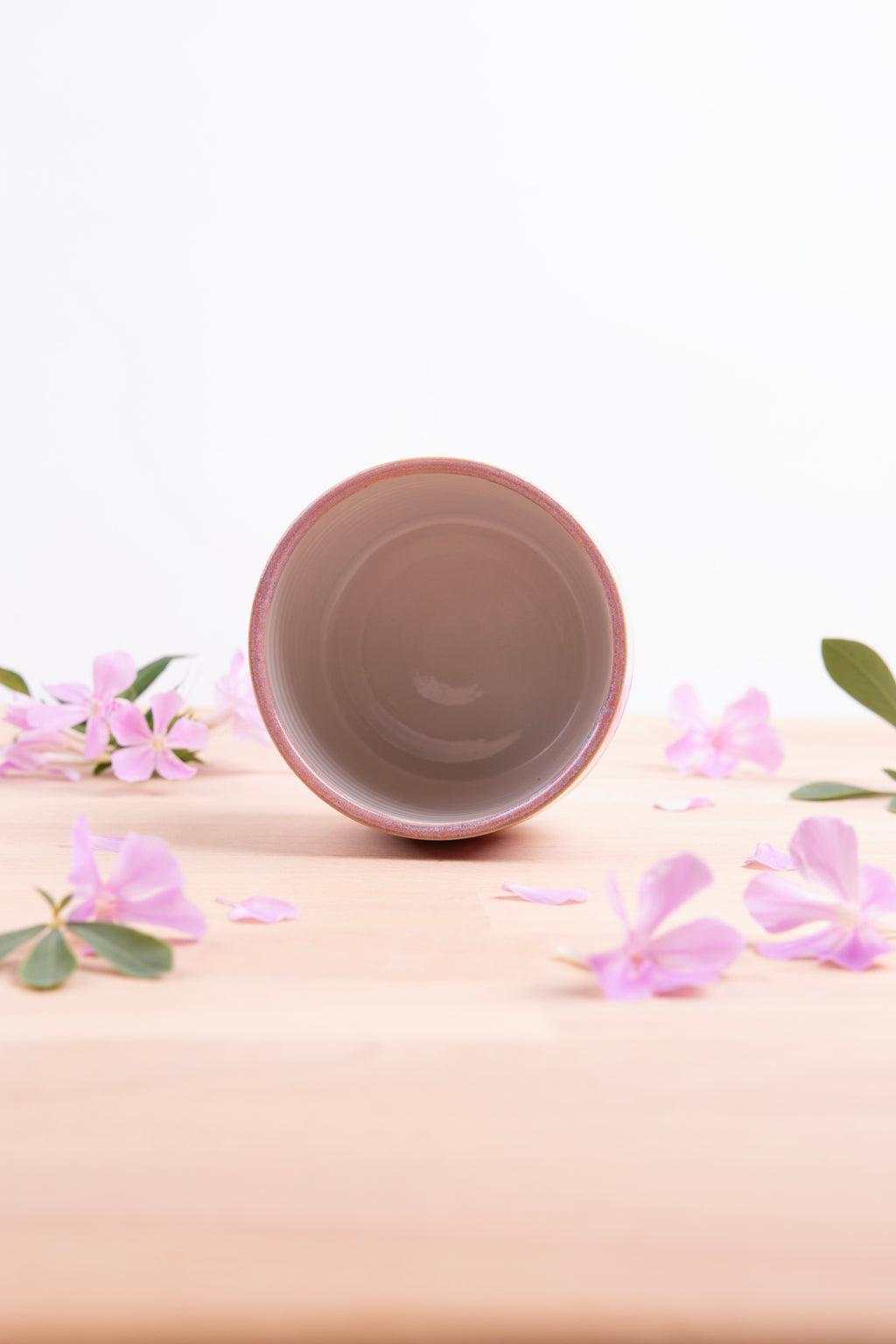Cup (0945)