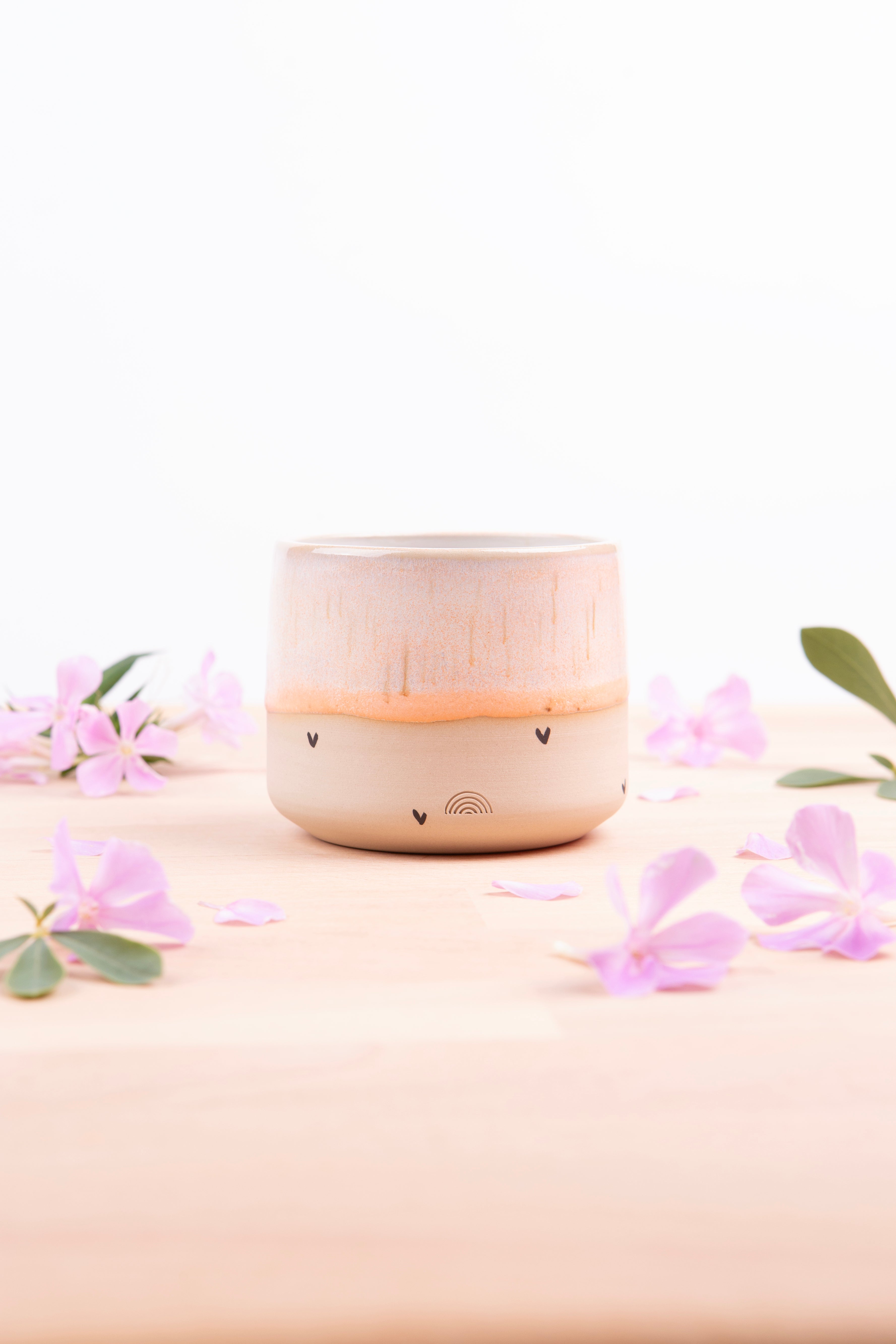 Cup (0976)