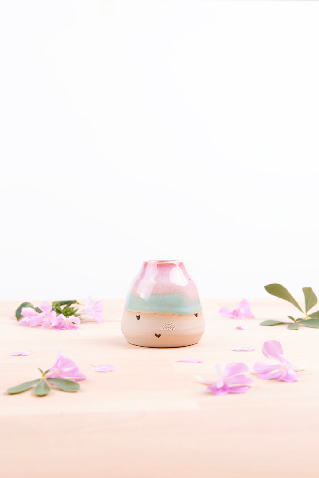 Bud Vase (1083)