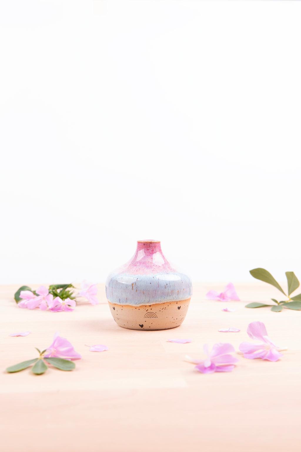 Bud Vase (1092)