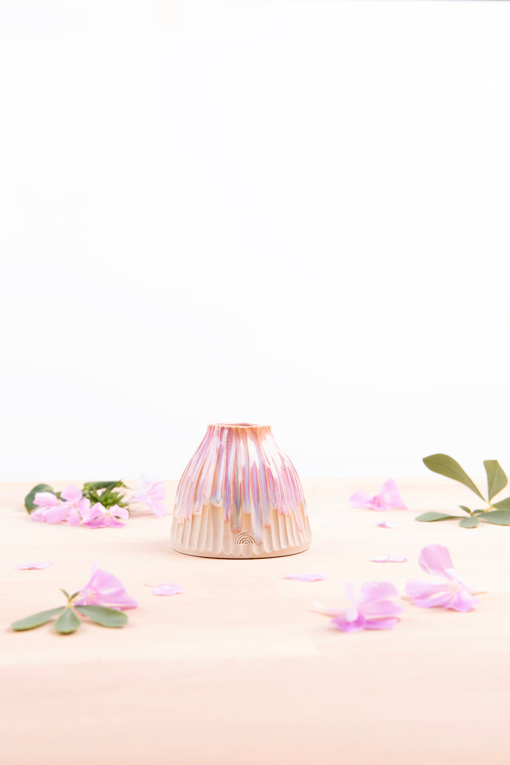 Bud Vase - textured (1098)