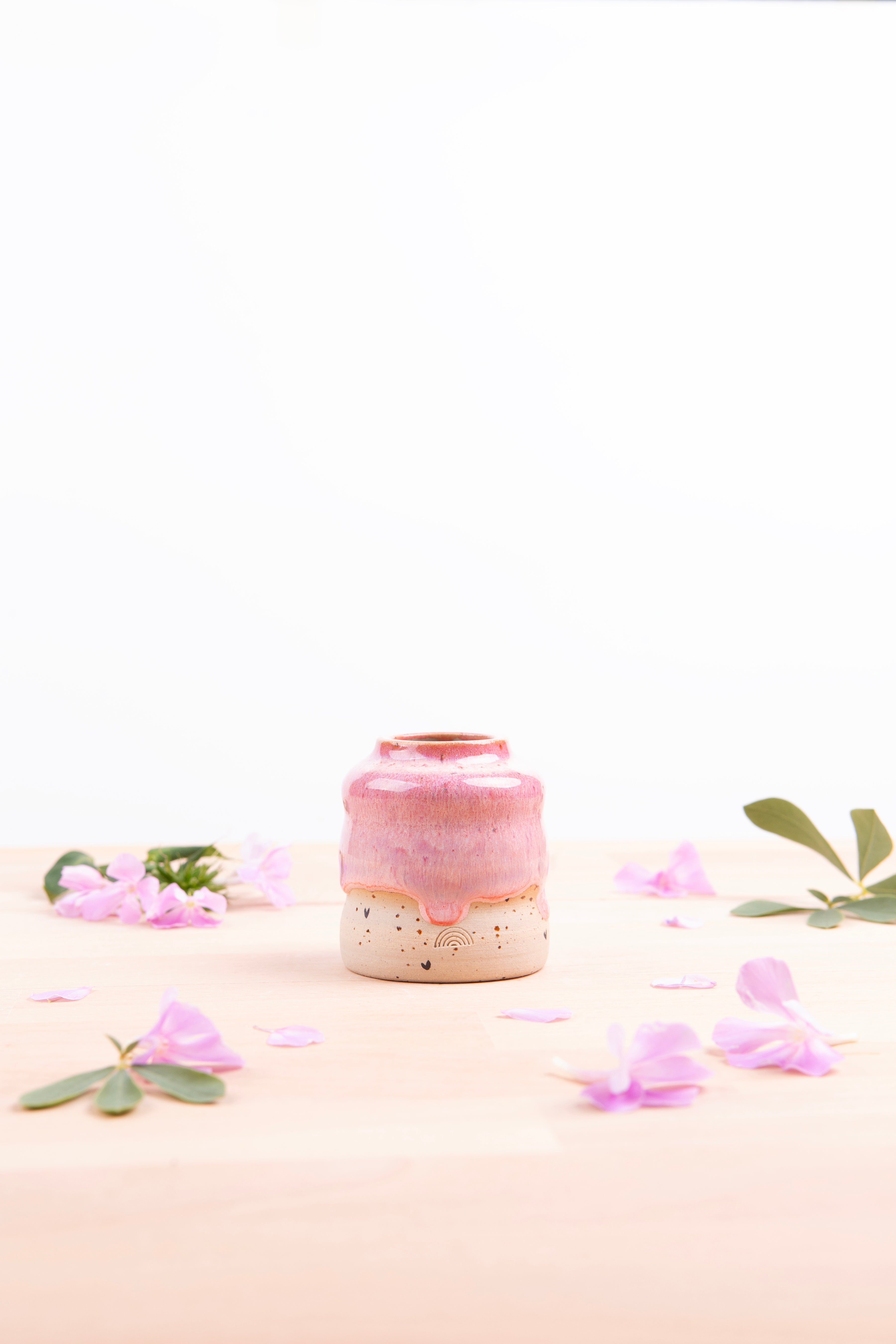 Bud Vase (1100)