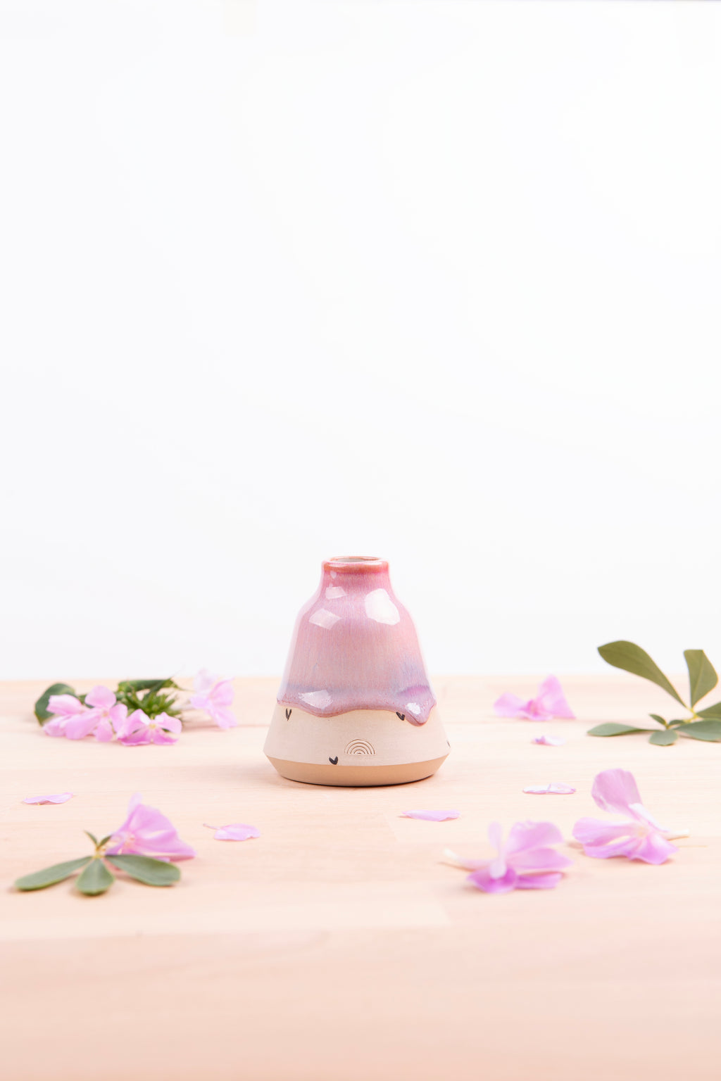 Bud Vase (1102)