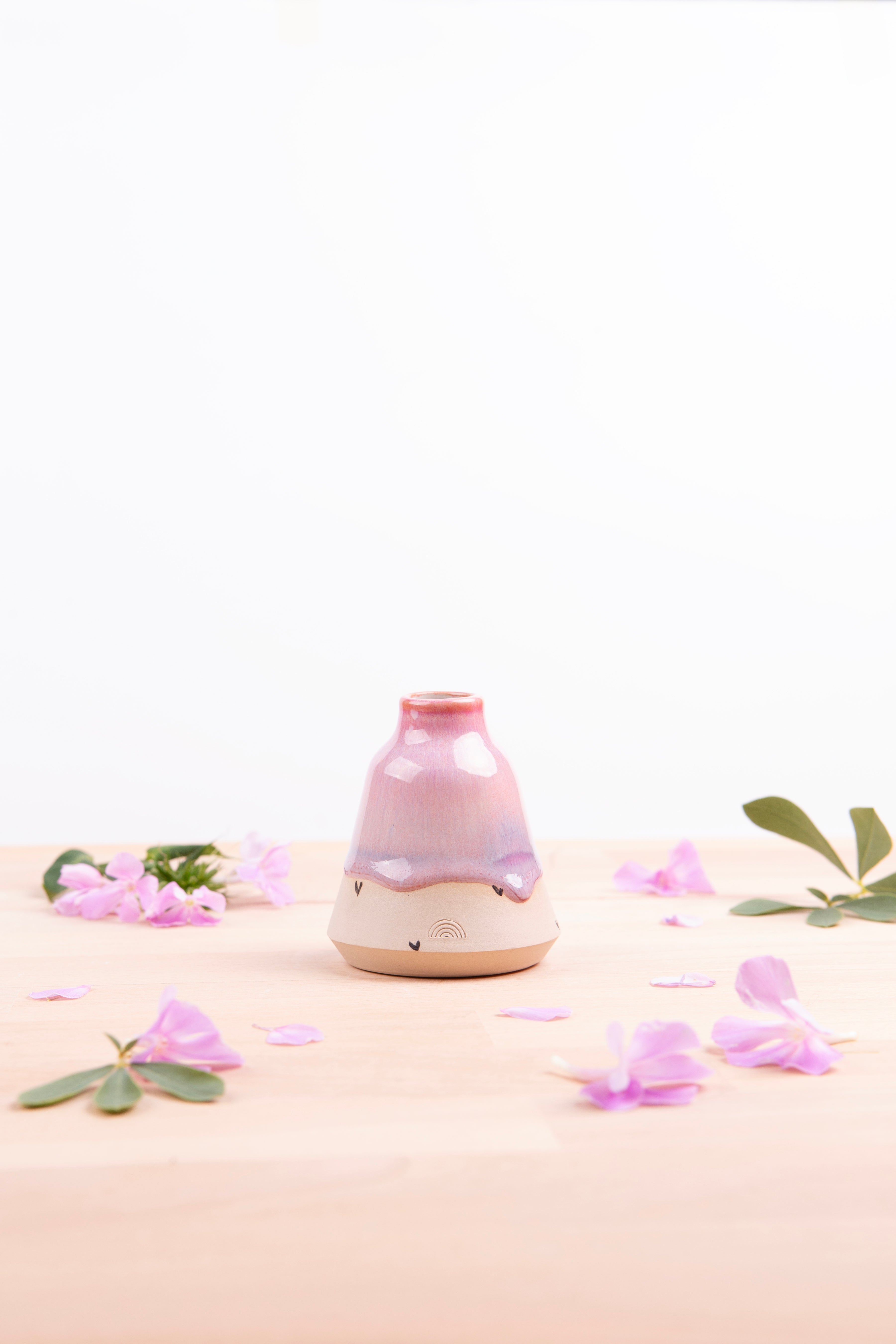 Bud Vase (1102)