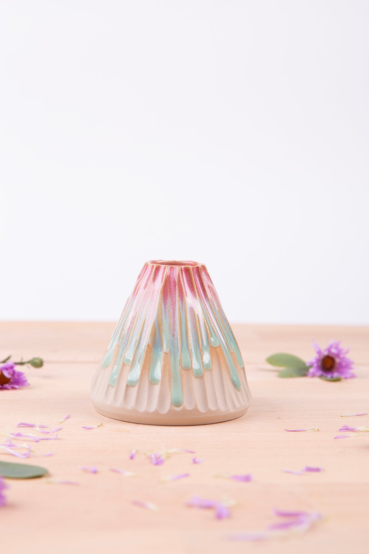 Bud Vase (1346)