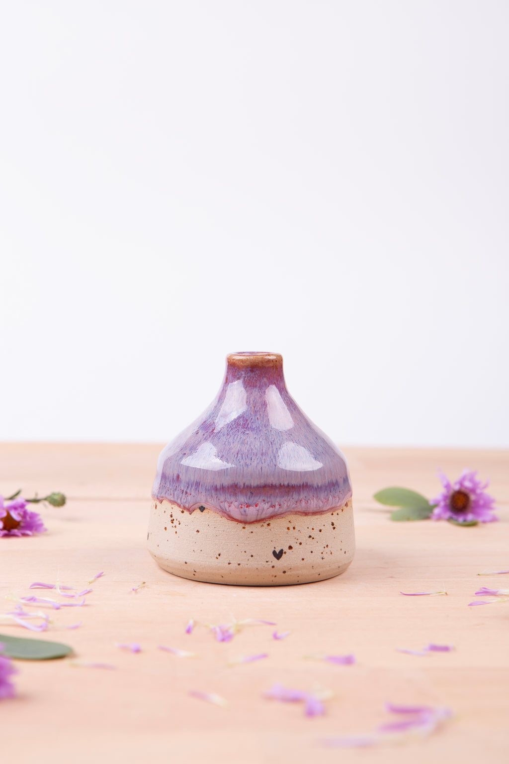 Bud Vase (1352)