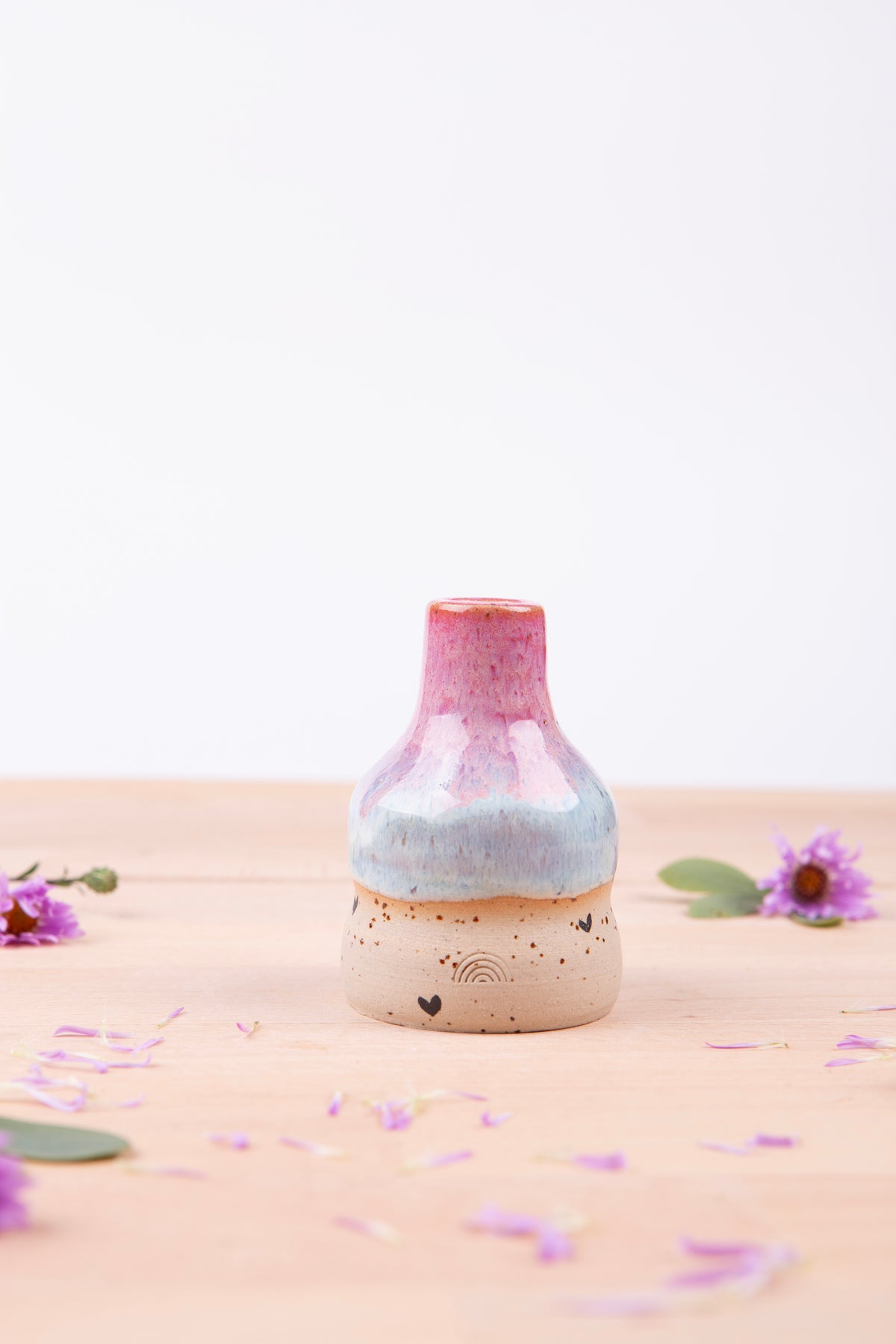 Bud Vase (1362)