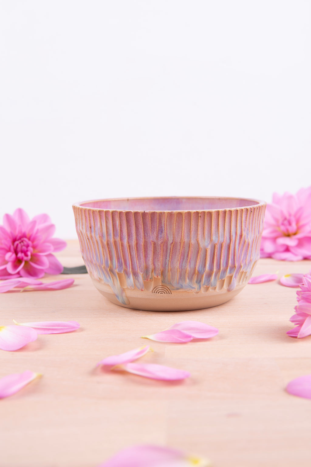 Bowl (1565)