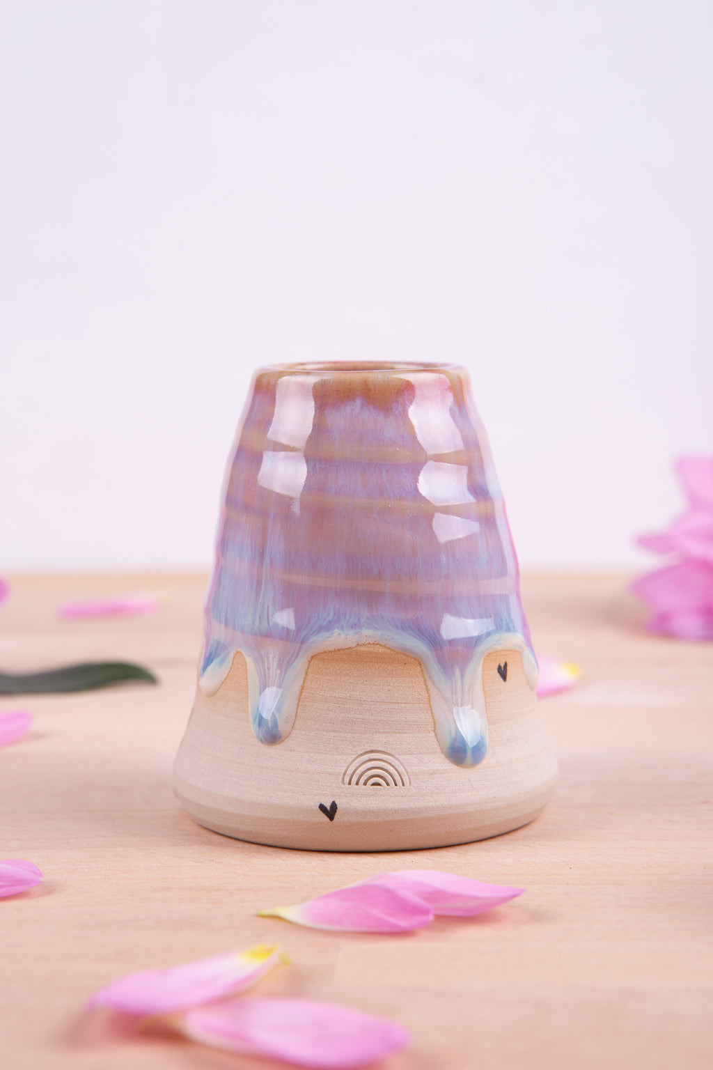 Bud Vase (1621)